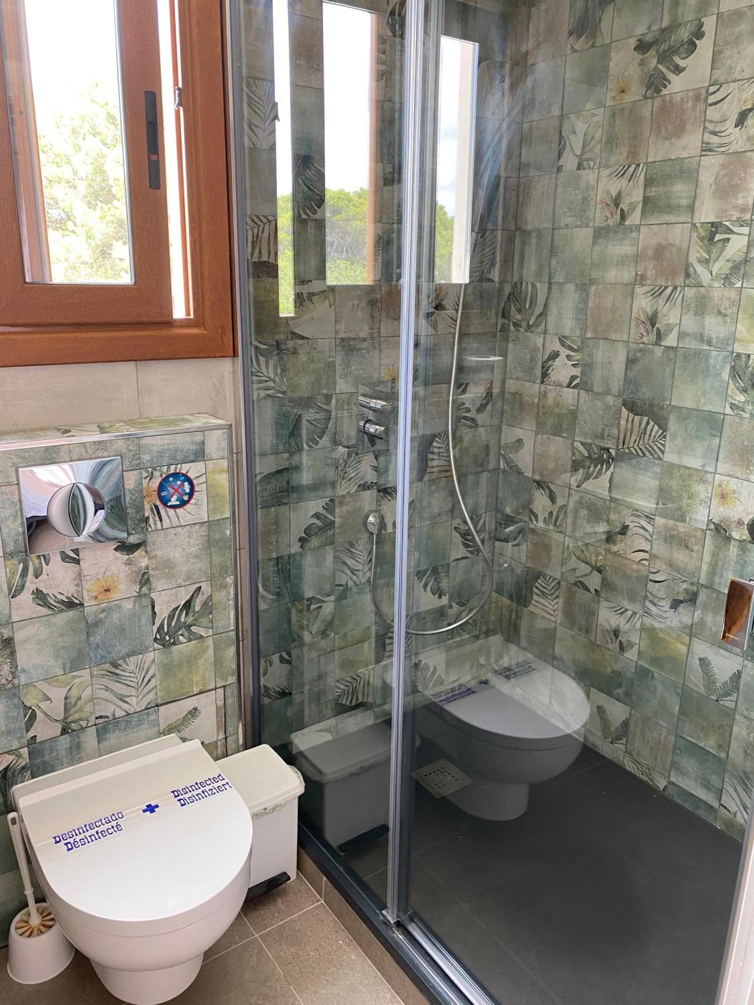 סאנט קארלס דה פראלטה Hostal Restaurante Pou Des Lleo חדר תמונה